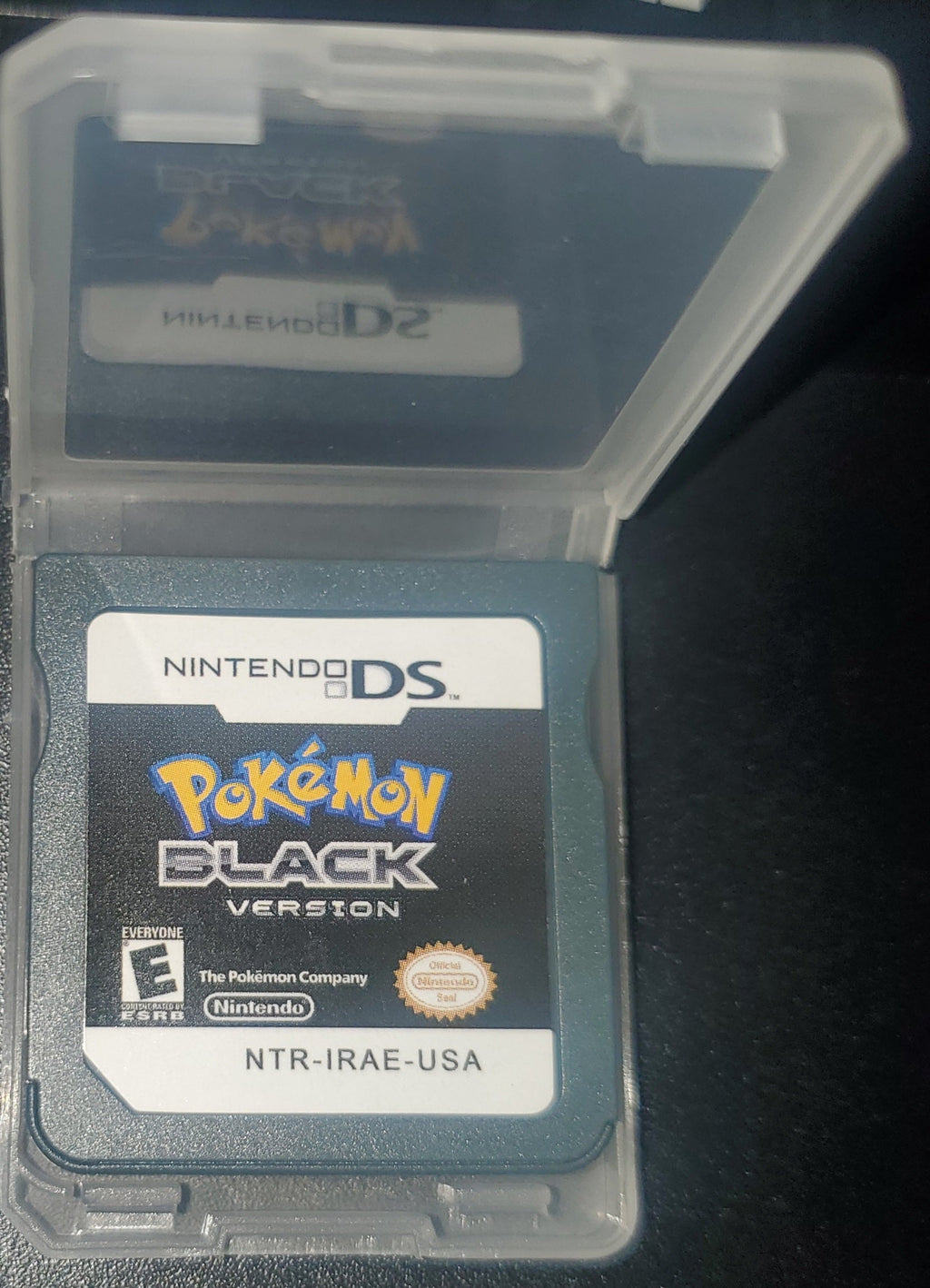 Pokemon Black Version 1 NDS Video Game Cartridge Nintendo DS 2011 R4