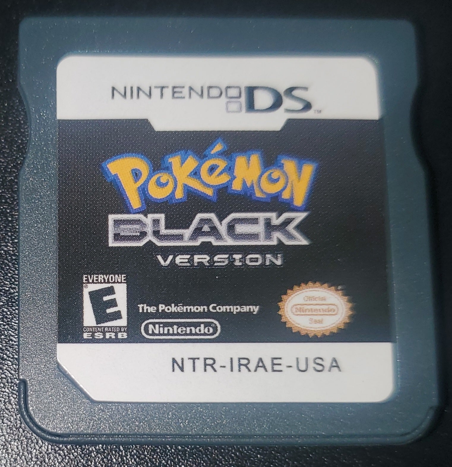 Pokemon Black Version 1 NDS Video Game Cartridge Nintendo DS 2011 R4