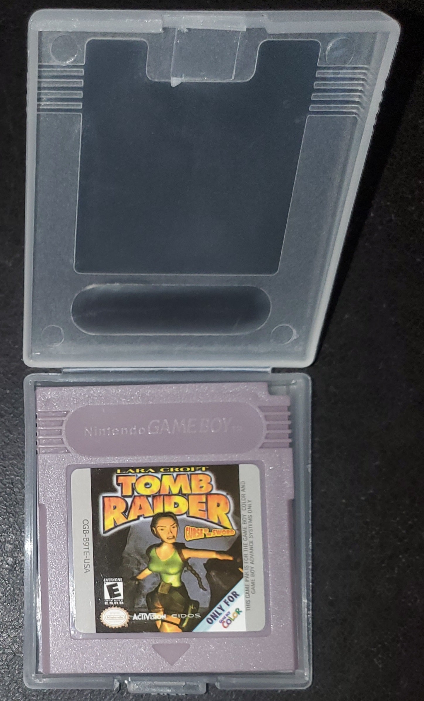 Tomb Raider Curse of the Sword GBC Video Game Boy Color 2001